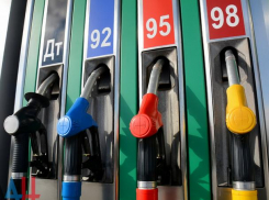 Бензин и дизтопливо подешевеют