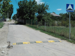 Лежачий полицейский возмутил жителей пригорода Кишинева