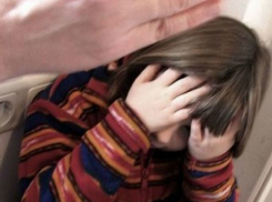 Жестокие истязания маленьких сына и дочери в Московской области совершала 31-летняя гражданка Молдовы