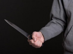 ЧП! Неадекватный вооруженный ножом мужчина проник в школу в Рыбнице и угрожал ученикам