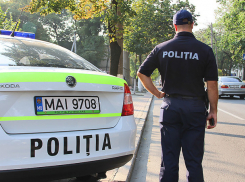 В Молдове за неделю зафиксировано 14 случаев попытки дать взятку полицейским 