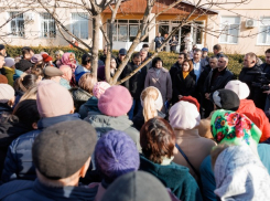 Поездка Санду в Зону безопасности: люди готовы отапливаться кизяком