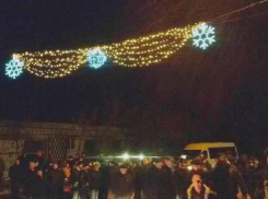 Новая акция протеста произошла в селе Пухой: страсти из-за автобуса примэрии