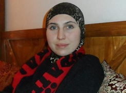 Обещавшую «резать русским головы» жену обвиняемого в покушении на Путина застрелили под Киевом 