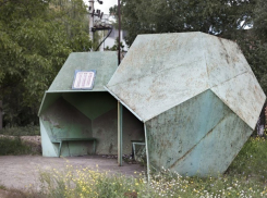 Чудо архитектуры в Фалештах попало в Топ самых необычных остановок бывшего СССР