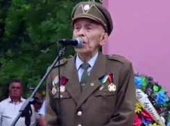 Смерть главы националистов прервала его хвалебную речь Шухевичу и попала на видео 