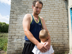 Отцу погибшего ребенка грозит российская тюрьма и депортация в Молдову