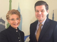 Украинцы высмеяли «силиконовое омоложение» Юлии Тимошенко и ее приставания к американским мужчинам