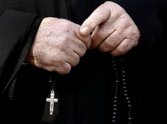 Священник избил полицейского из-за штрафа за неправильную парковку