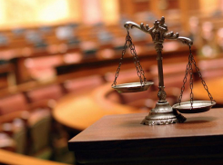 Более 500 молдавских адвокатов остались без лицензий