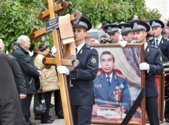 Экс-депутата Вадима Мишина проводили в последний путь