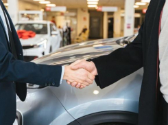 Только через банк! Покупать автомобили и авто можно за наличные только до 300 000 леев