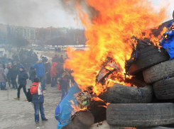 Горевший у церкви автомобиль и костры из шин: подвели итоги пасхальной ночи в Кишиневе