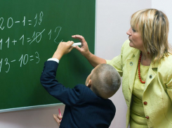 Педагоги в Молдове намерены в течение четырех дней пикетировать здания правительства и парламента 