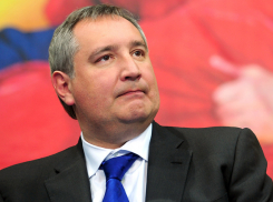 Рогозин не успел на инаугурацию Додона, но пообещал прилететь на встречу с ним