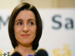 Майя Санду стрижется в монахини