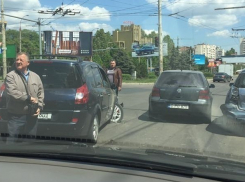 На Виадуке из-за аварии образовалась пробка