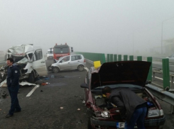 Восемь человек пострадали при столкновении четырех автомобилей под Вранчей
