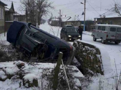 Мужчина погиб в перевернувшемся автомобиле в Тараклийском районе