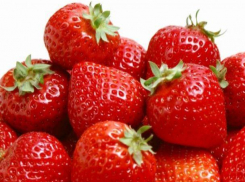 В молдавских супермаркетах появилась первая местная клубника