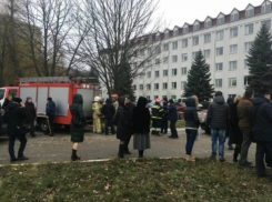 На Украине налоговую службу на Героев Майдана взорвали гранатой