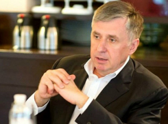 Ион Стурза по-своему попрощался с главой Делегации ЕС в Кишиневе Пирккой Тапиолой