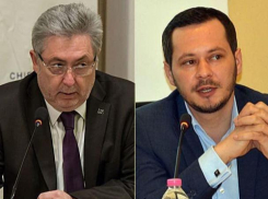Муниципальный совет Кишинёва выразил вотум недоверия Грозаву и Кодряну