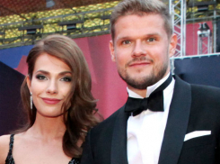 Экс-муж Ходченковой сделал бабушкой знаменитую украинскую блондинку