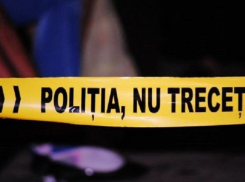 В Кишиневе бездомный зарезал другого бездомного и угрожал полиции ножом 