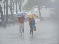 Ливни с градом и сильным ветром обрушатся на жителей Молдовы в выходные 