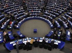 Европарламент пугает приходом социалистов к власти 