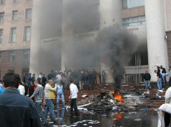 15 лет назад произошли погромы в парламенте Кишинева