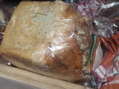 Отраву под видом «свежего» хлеба обнаружила бдительная покупательница в столичном супермаркете