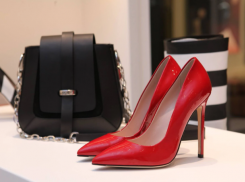 «Лакшери от молдаван». Кто 5 000, кто 7 000 леев – узнали, сколько наши тратят на новую одежду в месяц