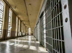 Мальчик избил старого педофила и его сообщника