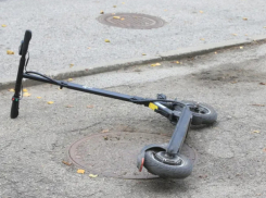 В Рышканском районе подросток на электросамокате сбил пятилетнего ребенка