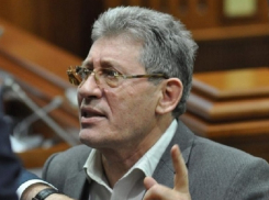 Новость-бомба спровоцировала призыв Михая Гимпу: «Долой примаров!»