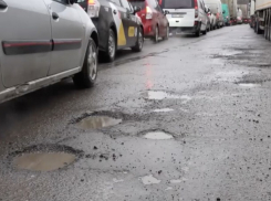 В Кишиневе начали восстанавливать дороги