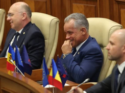 Гросу намекнул, что за публикацией данных о многотысячных зарплатах в MoldATSA стоит Плахотнюк