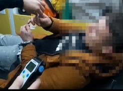 В Кишиневе задержали пьяного вдрызг таксиста