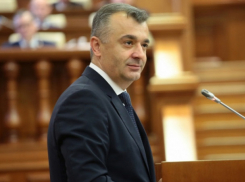 Премьер-министр Кику согласился пообщаться с маскирующимися под ветеранов унионистами