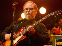 Известный музыкант ушел из жизни в США 