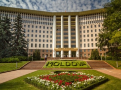 Еще 45 дней отпустили парламентской комиссии по ландромату