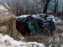 Подросток погиб при падении автомобиля с обрыва в Рыбницком районе 