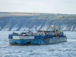 Приостановлена деятельность парома, соединяющего два берега Днестра