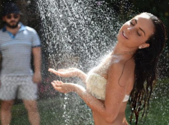 Пикантными деталями из семейной жизни поделился известный комик