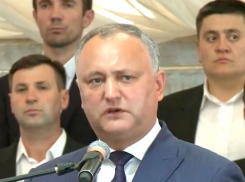 Молдова не будет дружить с Западом против России и братского народа, - президент
