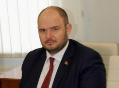 Депутат Артур Гутюм объяснил, откуда у него деньги на еженедельные поездки в Венецию 