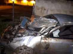 Экипаж SMURD доставил в Кишинёв мужчину, попавшего в тяжёлую аварию минувшей ночью в Ниспоренах