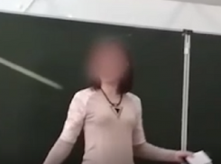 Чтение дочерью директора школы матерного стиха Маяковского «Лежу на чужой жене» сняли на видео